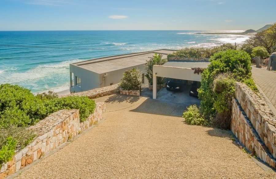 5 Bedroom Property for Sale in Misty Cliffs Western Cape